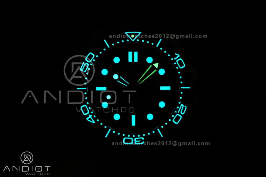 Seamaster Diver 42mm Black Bezel SS VSF 1:1 Best Edition Black Dial On Mesh Bracelet Super Clone 8806