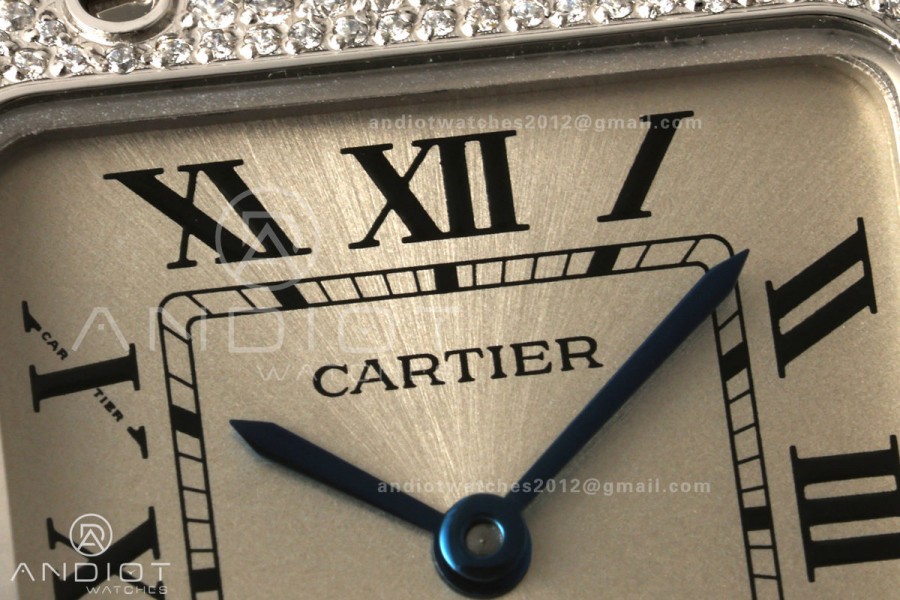 Santos de Cartier 27mm SS AF 1:1 Best Edition Diamond Bezel Silver Dial On SS SmartLinks Bracelet Ronda Quartz