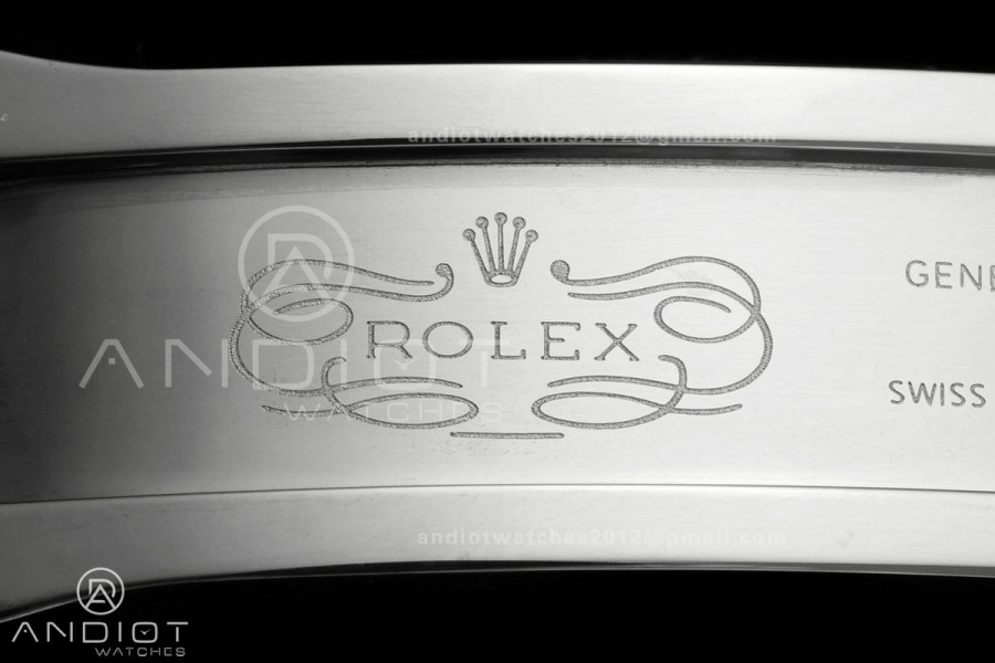 Daytona 126589 Gain Weight QF White MOP Dial Diamond Marker On Oysterflex Rubber Strap SH4131 (Free Sprung)