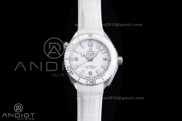 Planet Ocean 39.5mm White Ceramic Bezel SS VSF 1:1 Best Edition White Dial On White Rubber Strap Super Clone Asian 8800