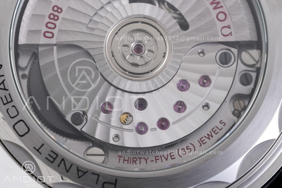 Planet Ocean 39.5mm White Ceramic Bezel SS VSF 1:1 Best Edition White Dial On White Rubber Strap Super Clone Asian 8800