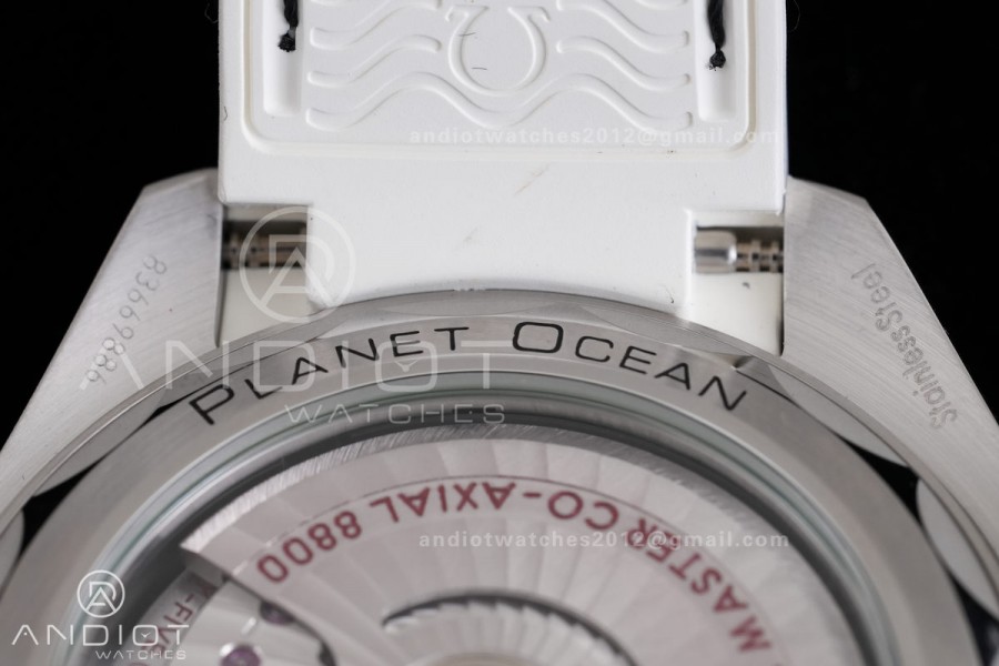 Planet Ocean 39.5mm White Ceramic Bezel SS VSF 1:1 Best Edition White Dial On White Rubber Strap Super Clone Asian 8800
