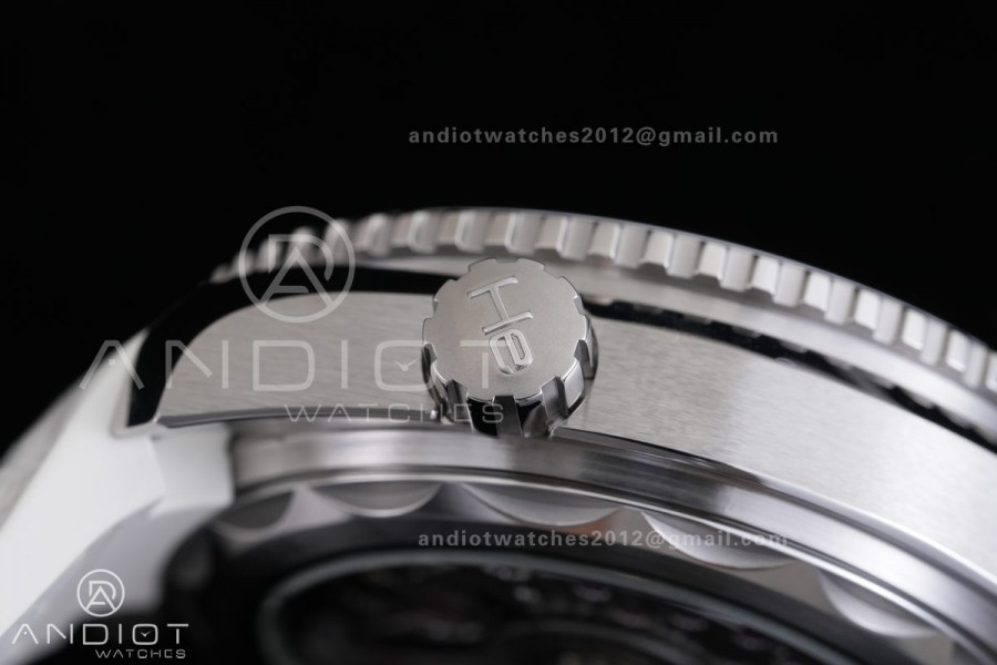 Planet Ocean 39.5mm White Ceramic Bezel SS VSF 1:1 Best Edition White Dial On White Rubber Strap Super Clone Asian 8800
