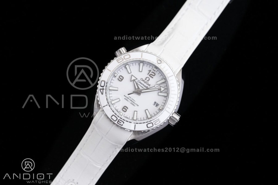 Planet Ocean 39.5mm White Ceramic Bezel SS VSF 1:1 Best Edition White Dial On White Rubber Strap Super Clone Asian 8800