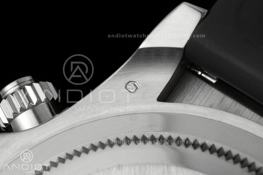 Daytona 126519 QF 1:1 Best Edition Gray/Black Dial on Oysterflex Strap JH4131 V18 Weighted (Free Sprung)