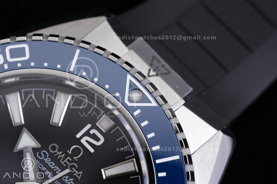 Planet Ocean 600M 42mm SS VS+F 1:1 Best Edition Black Dial Blue Bezel on Black Rubber Strap A8912