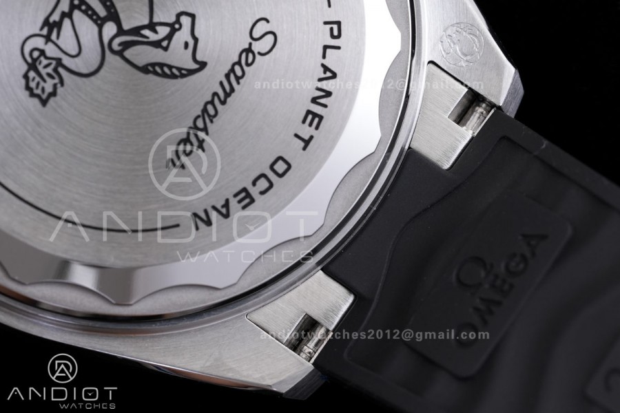 Planet Ocean 600M 42mm SS VS+F 1:1 Best Edition Black Dial Black Bezel on Black Rubber Strap A8912