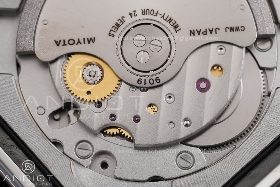 Santos de Cartier 40mm 2018 GF 1:1 Best Edition White Dial on on Rubber Strap MIYOTA 9019