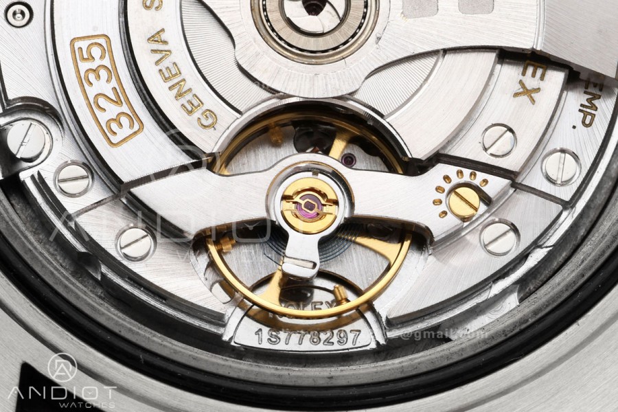 Yacht-Master 42mm 226659 GMF 1:1 Best Edition Black Dial on Oysterflex Strap JH3235 (Free Sprung)