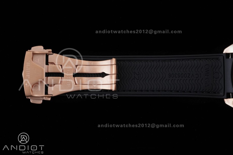Planet Ocean 600M Chrono RG N1F 1:1 Best Edition Black Dial on Black Rubber Strap A9900