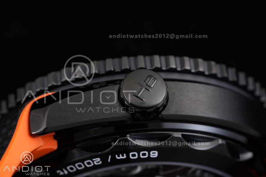 Planet Ocean 600M Chrono PVD N1F 1:1 Best Edition Black Dial 1/4 Orange Bezel on Rubber Strap A9900