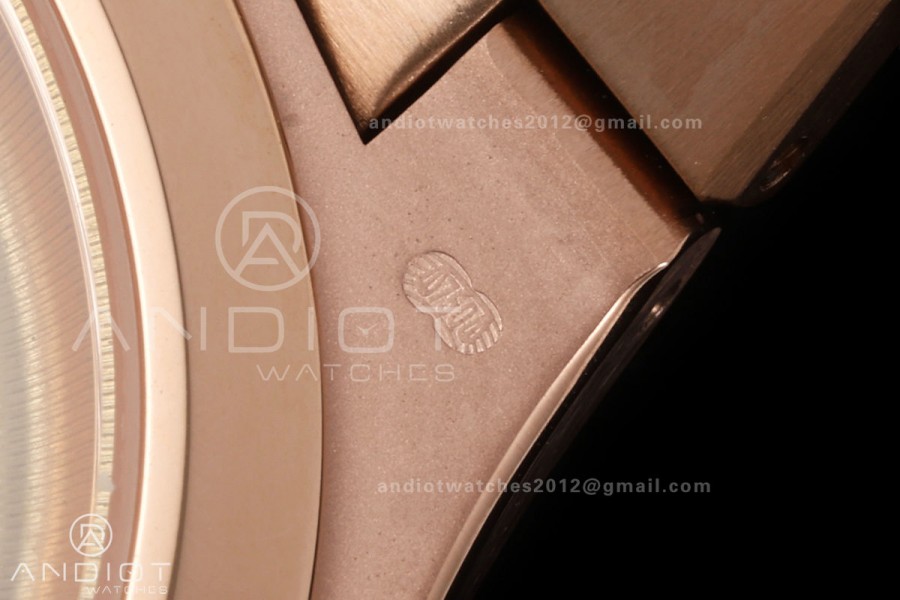 Nautilus 7118 RG Ladies DDF 1:1 Best Edition RG Dial on RG Bracelet DD330 Super Clone