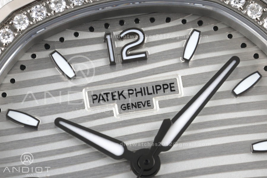 Nautilus 7118 Ladies DDF 1:1 Best Edition Silver Dial Diamonds Bezel on SS Bracelet DD330 Super Clone