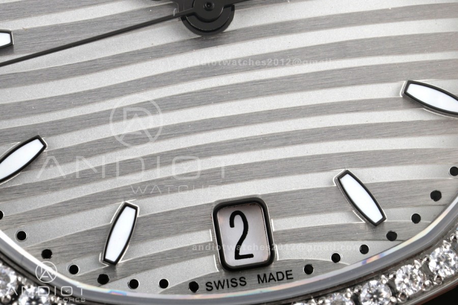 Nautilus 7118 Ladies DDF 1:1 Best Edition Silver Dial Diamonds Bezel on SS Bracelet DD330 Super Clone