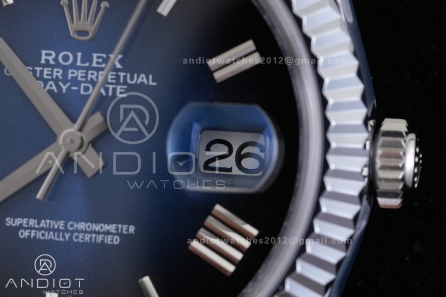 Day Date 40 SS CBDF 1:1 Best Edition Blue Ombre Roman Dial on President Bracelet VR3255 (210g)