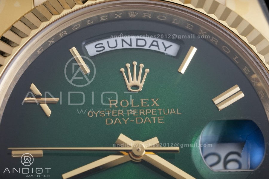Day Date 40 YG CBDF 1:1 Best Edition Green Ombre Roman Dial on President Bracelet VR3255 (210g)