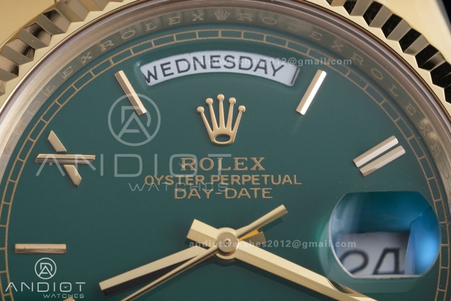 Day Date 40 YG CBDF 1:1 Best Edition Green Roman Dial on President Bracelet VR3255 (210g)