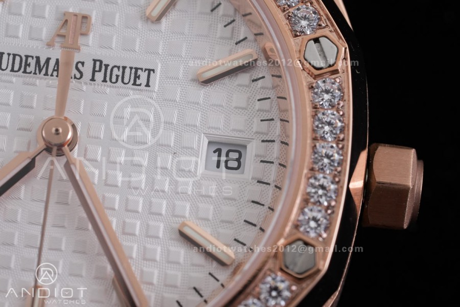 Royal Oak 34mm 77350 RG Diamonds Bezel 8F Best Edition White Dial Diamond Bezel on RG Bracelet A5800
