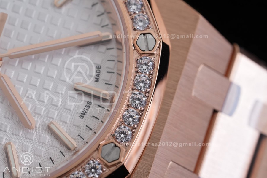 Royal Oak 34mm 77350 RG Diamonds Bezel 8F Best Edition White Dial Diamond Bezel on RG Bracelet A5800
