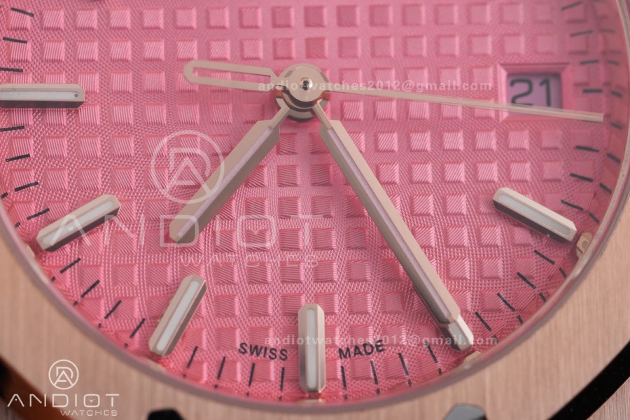 Royal Oak 34mm 77450 RG 8F Best Edition Red Dial on RG Bracelet A5800