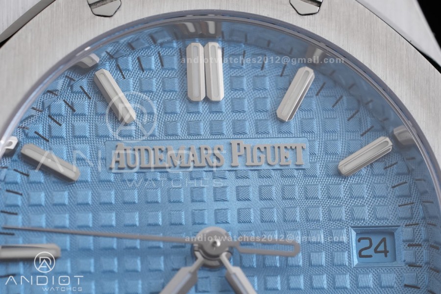 Royal Oak 34mm 77450 SS 8F Best Edition Ice Blue Dial on SS Bracelet A5800