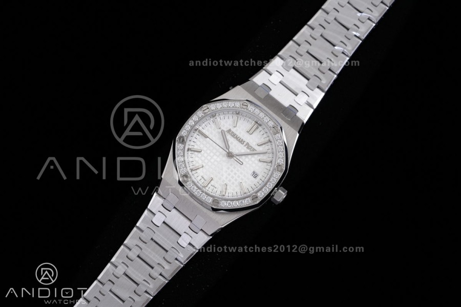 Royal Oak 34mm 77450 SS 8F Best Edition White Dial Diamond Bezel on SS Bracelet A5800