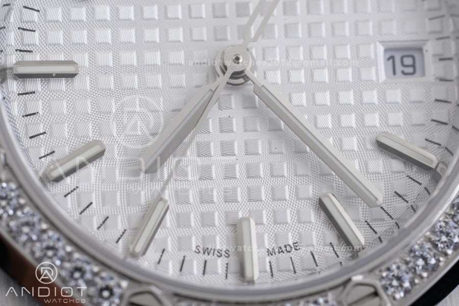 Royal Oak 34mm 77450 SS 8F Best Edition White Dial Diamond Bezel on SS Bracelet A5800