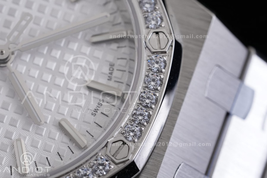 Royal Oak 34mm 77450 SS 8F Best Edition White Dial Diamond Bezel on SS Bracelet A5800