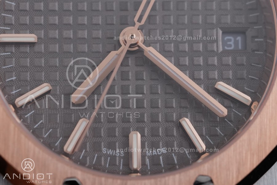Royal Oak 34mm 77450 SS/RG 8F Best Edition Gray Dial on SS/RG Bracelet A5800