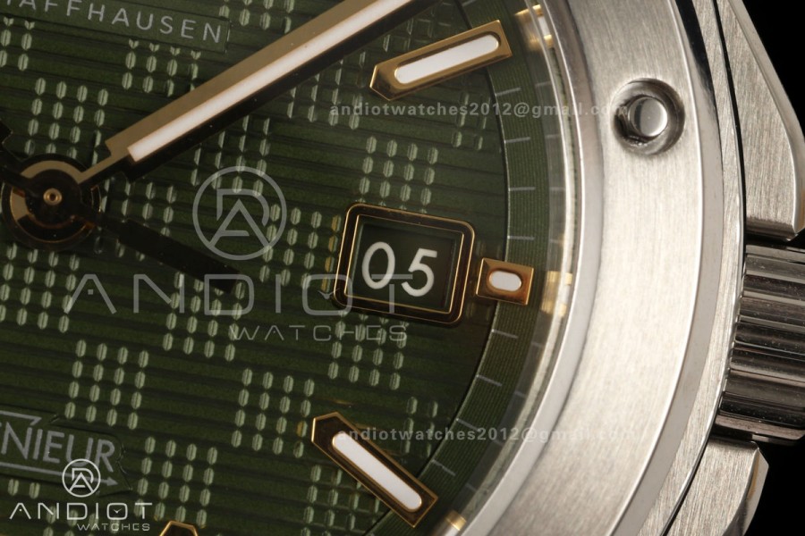 Ingenieur Automatic 40 SS MZF 1:1 Best Edition Green/YG Dial on SS Bracelet A2892