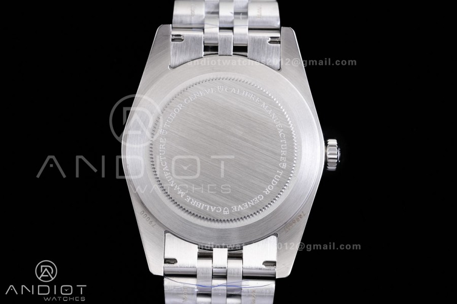 Heritage Black Bay 37mm SS ZF 1:1 Best Edition Black Dial on SS Jubilee Bracelet A2824