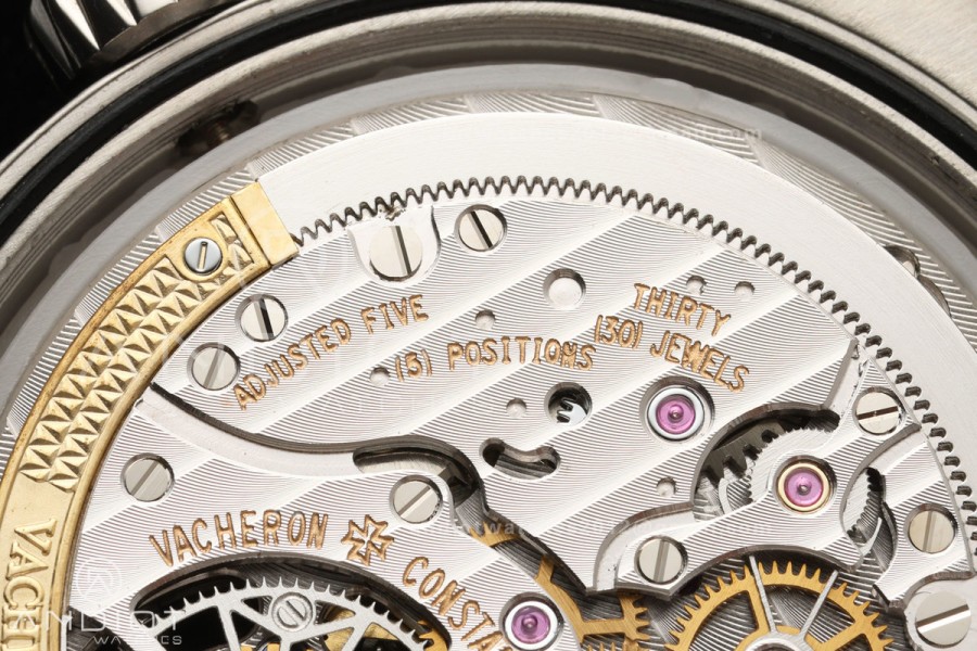Overseas Tourbillon SS ANTF Best Edition Red Dial on SS Bracelet