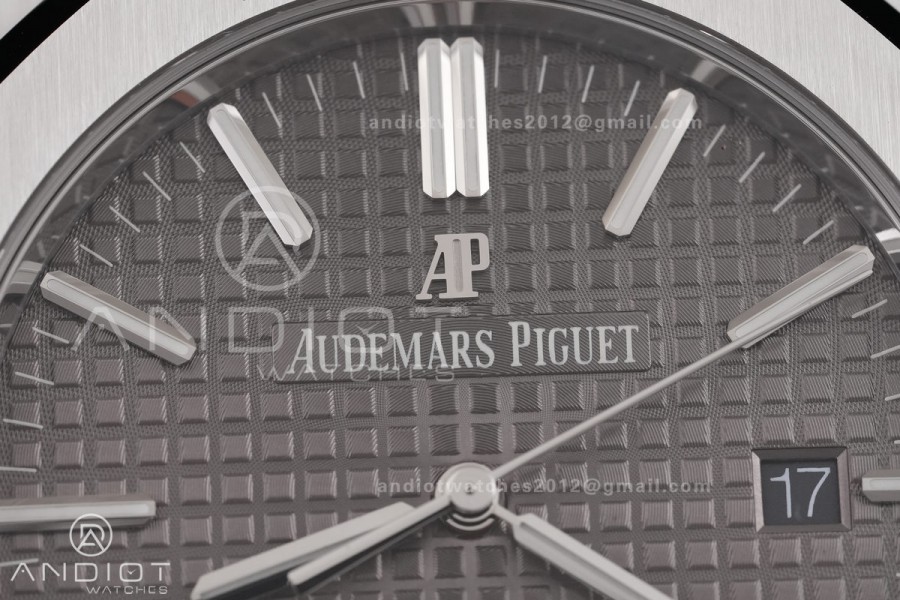 Royal Oak 41mm 15400 SS ZF 1:1 Best Edition Gray Textured Dial on SS Bracelet V2 SA3120 Super Clone