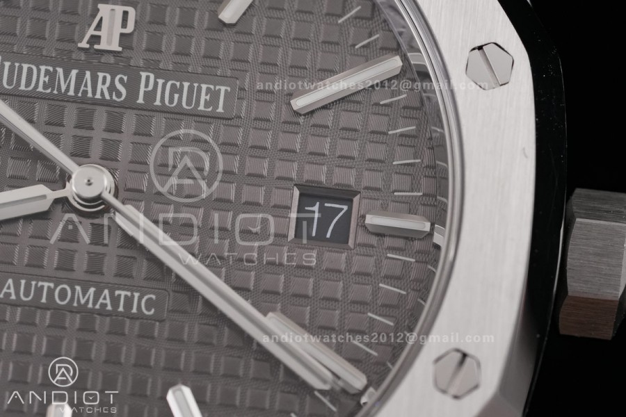Royal Oak 41mm 15400 SS ZF 1:1 Best Edition Gray Textured Dial on SS Bracelet V2 SA3120 Super Clone