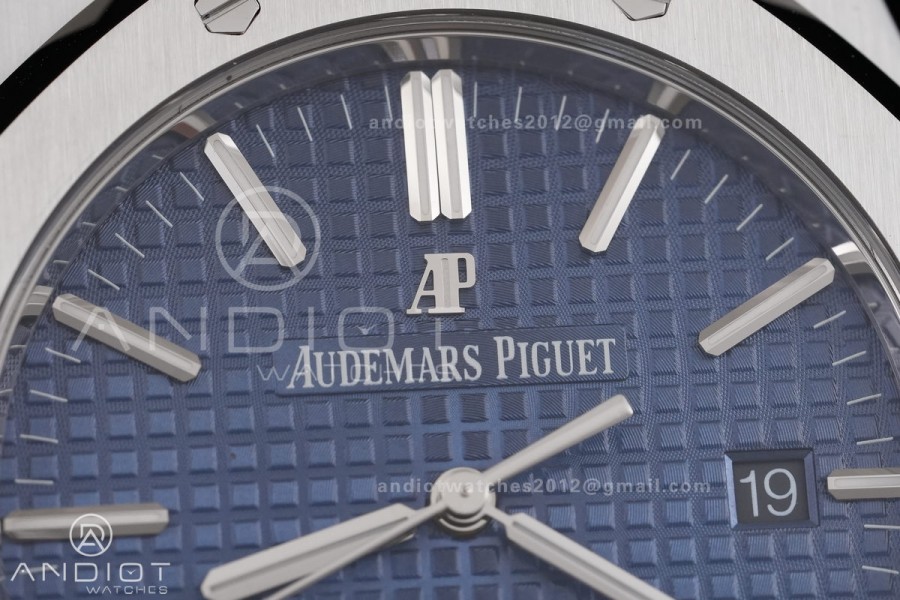 Royal Oak 41mm 15400 SS ZF 1:1 Best Edition Blue Textured Dial on SS Bracelet SA3120 V2 Super Clone