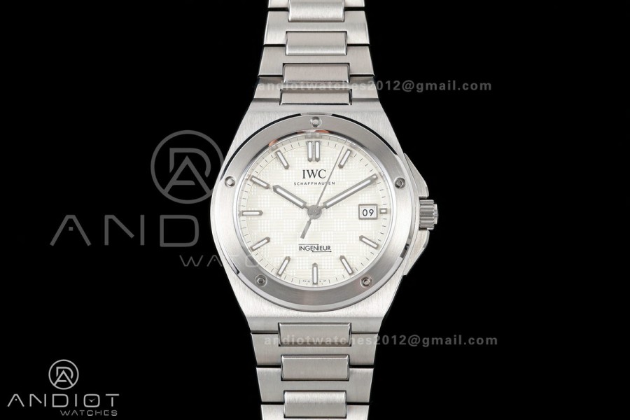 Ingenieur Automatic 40 SS MZF 1:1 Best Edition White Dial on SS Bracelet A2892