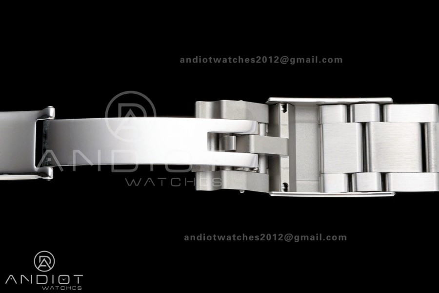 Daytona 126506 RWF 1:1 Best Edition Ice Blue Crystal Dial on SS Bracelet JH4131 Free Sprung (Weighted)