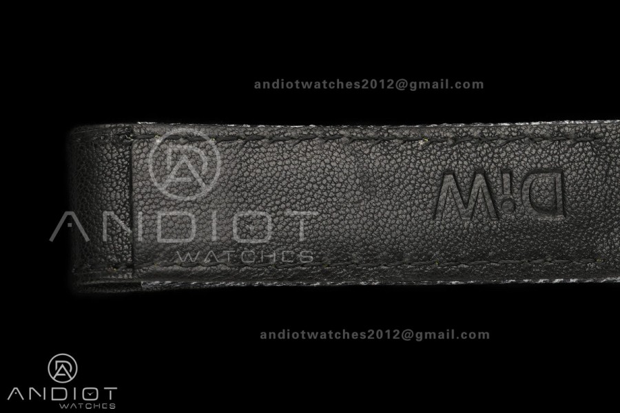 Daytona DIW White Carbon DIWF Best Edition Black Dial Black Bezel on Gray Nylon Strap SH4130