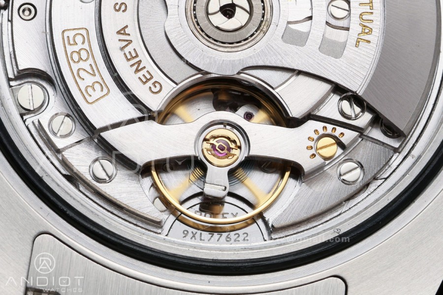 GMT-Master II 126710 BLNR Black/Blue V2 904L SS QF 1:1 Black Dial On Oyster Bracelet SH3285 CHS (Free Sprung)