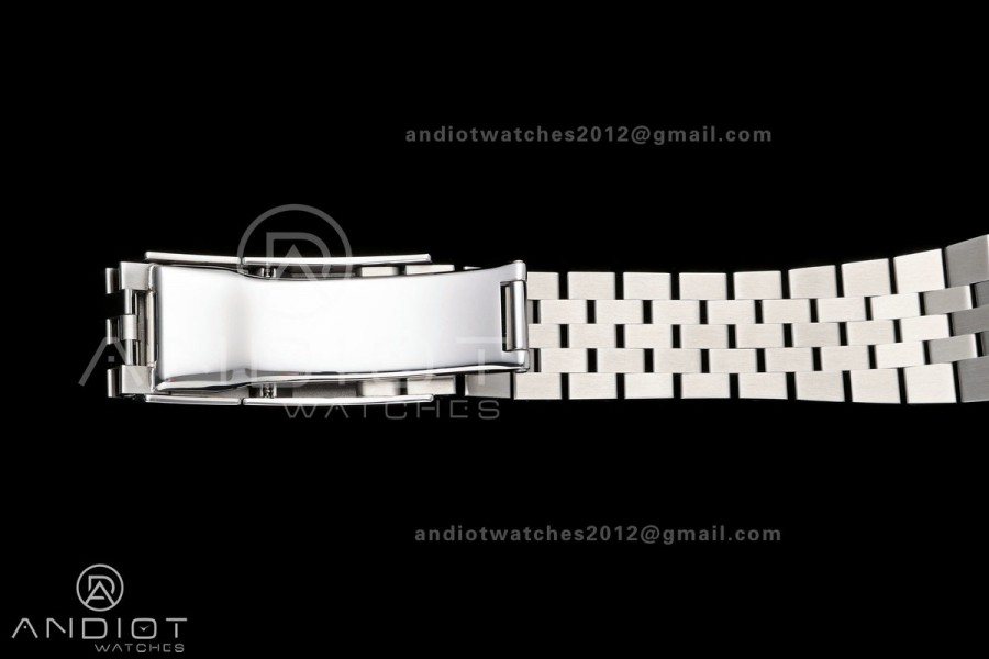 GMT-Master II 126710 GRNR Black/Gray V2 904L SS QF 1:1 Black Dial On Jubilee Bracelet SH3285 CHS (Free Sprung)