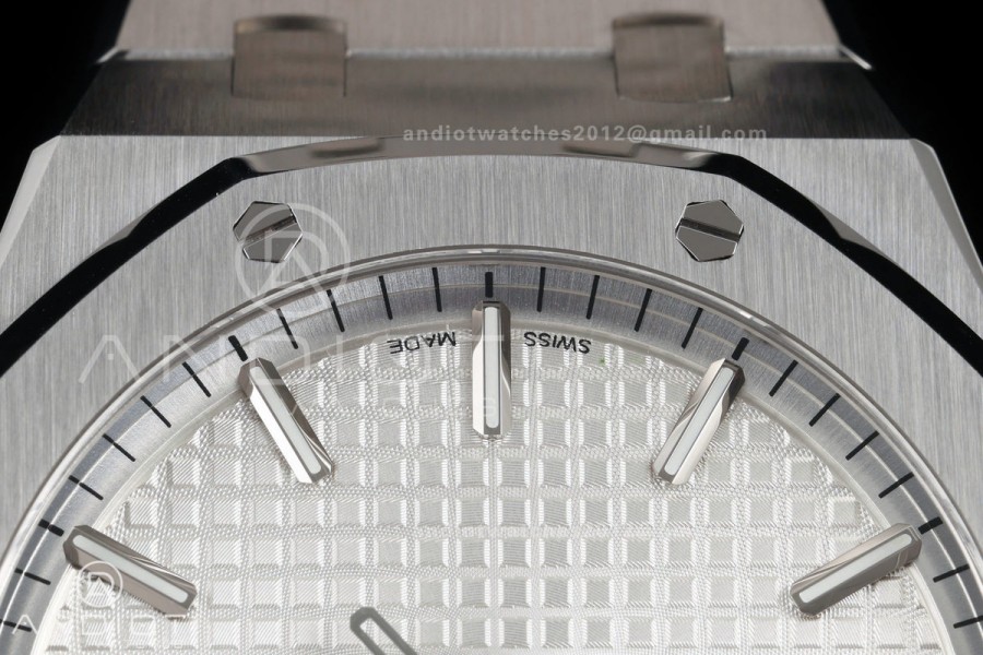 Royal Oak 41mm 15500 SS ZF Free Sprung V2 1:1 Best Edition Silver Textured Dial On SS Bracelet Super Clone A4302