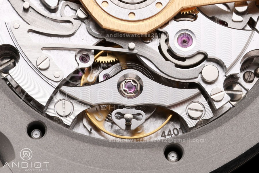 Royal Oak Chrono 26240 SS ZF 1:1 Best Edition White Dial on SS Bracelet SA4401 Super Clone V2 (Free Sprung)