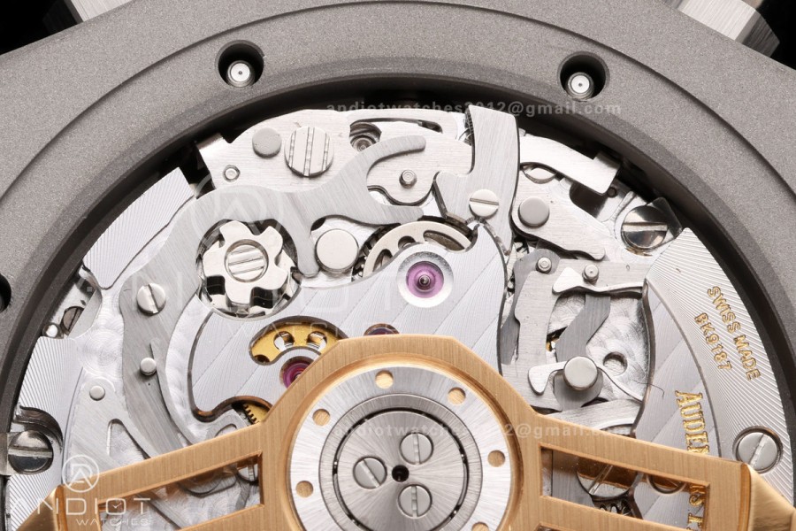 Royal Oak Chrono 26240 SS ZF 1:1 Best Edition White Dial on SS Bracelet SA4401 Super Clone V2 (Free Sprung)