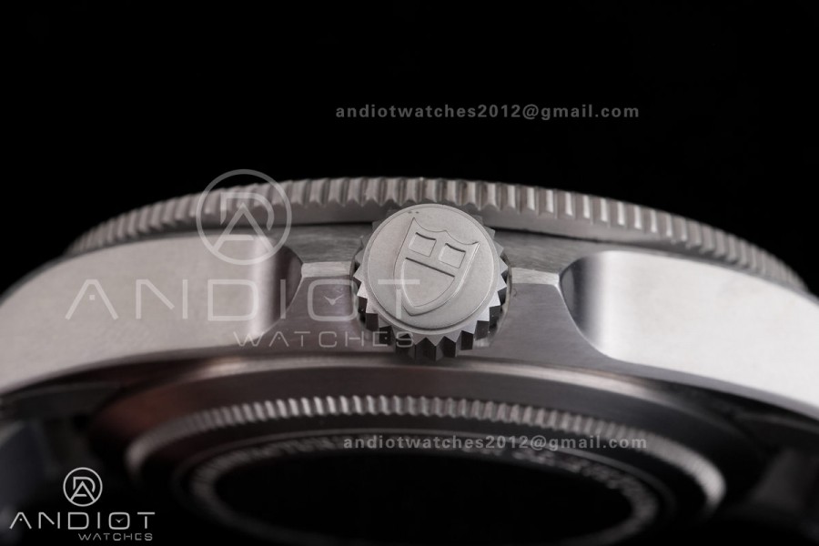 Pelagos M2543C1A 43mm Black Ceramic Ti V2 M+F 1:1 Best Edition Black Dial On Titanium Bracelet A2824