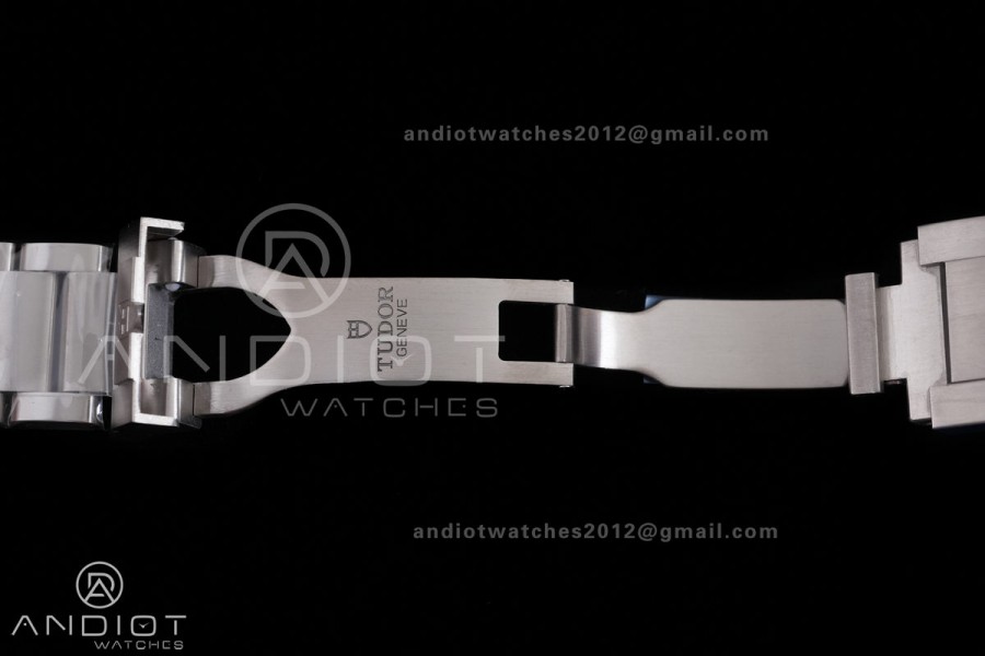Pelagos M2543C1A 43mm Black Ceramic Ti V2 M+F 1:1 Best Edition Black Dial On Titanium Bracelet A2824