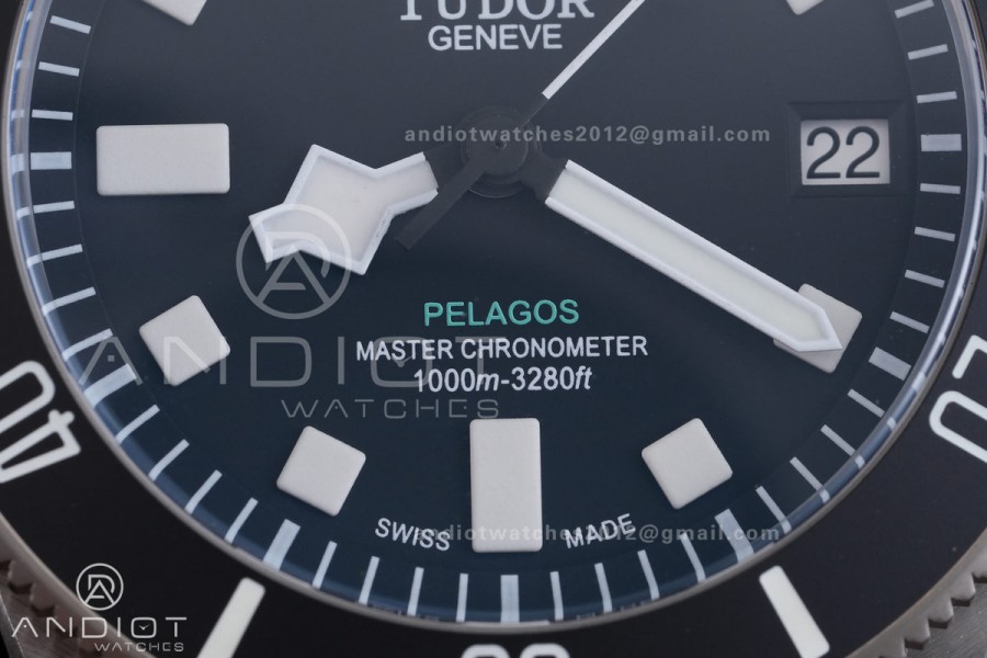 Pelagos M2543C1A 43mm Black Ceramic Ti V2 M+F 1:1 Best Edition Black Dial On Titanium Bracelet A2824