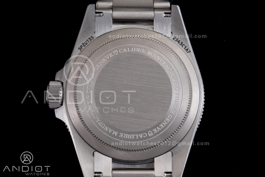 Pelagos M2543C1A 43mm Black Ceramic Ti V2 M+F 1:1 Best Edition Black Dial On Titanium Bracelet A2824