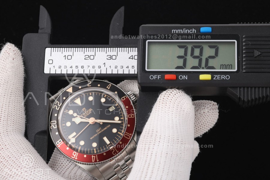 Black Bay 58 GMT Black/Red SS ZF 1:1 Best Edition Black Dial on SS Bracelet A2836
