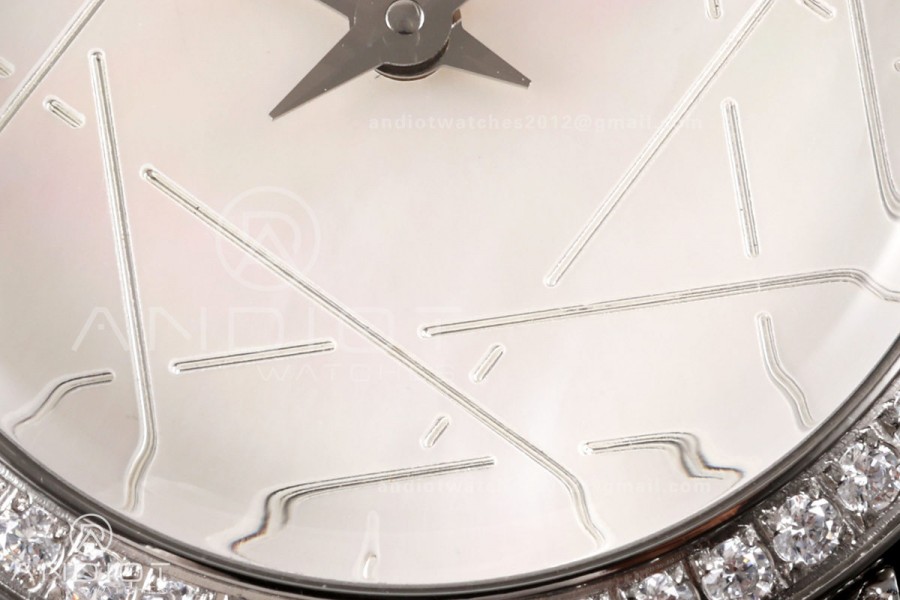 LA D DE DIOR SS 8848F 1:1 Best Edition Cream Dial Diamonds Bezel on Bracelet Quartz