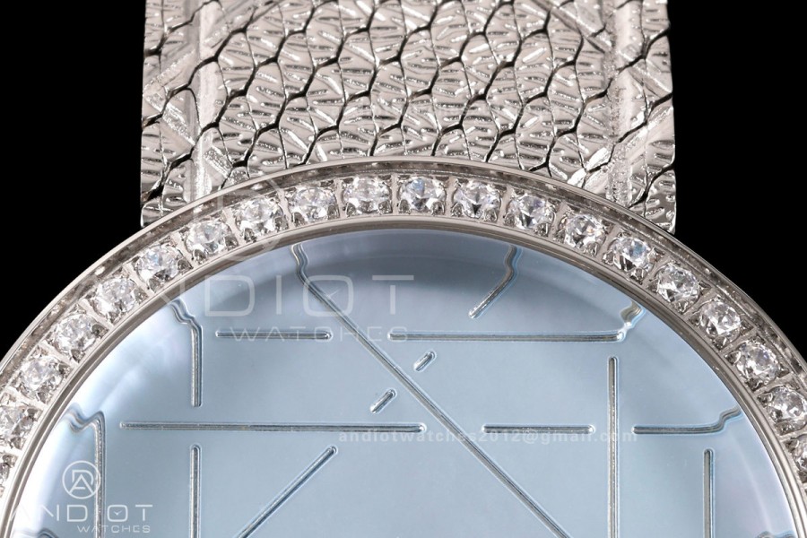 LA D DE DIOR SS 8848F 1:1 Best Edition Blue Dial Diamonds Bezel on Bracelet Quartz